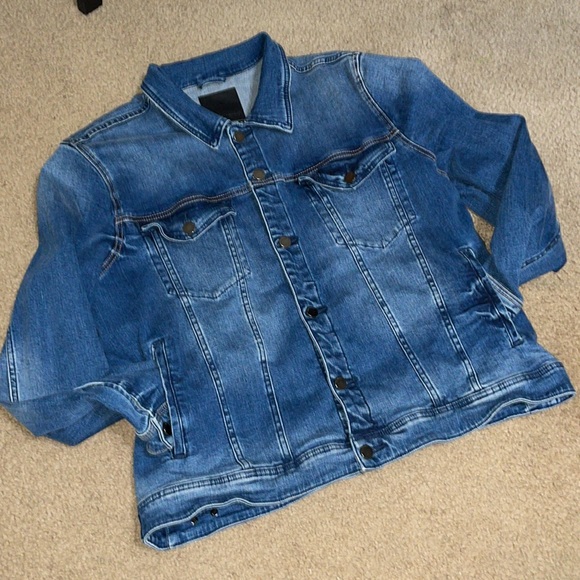 BlankNYC Denim Jean Jacket - Picture 12 of 12